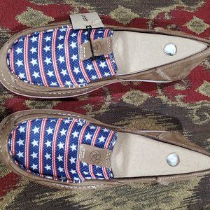 Ariat womens cruisers slip on shoes size 10